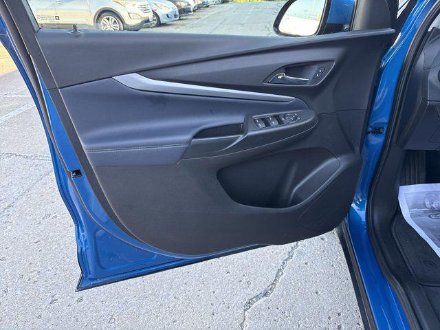 used 2023 Chevrolet Bolt EUV car, priced at $21,999