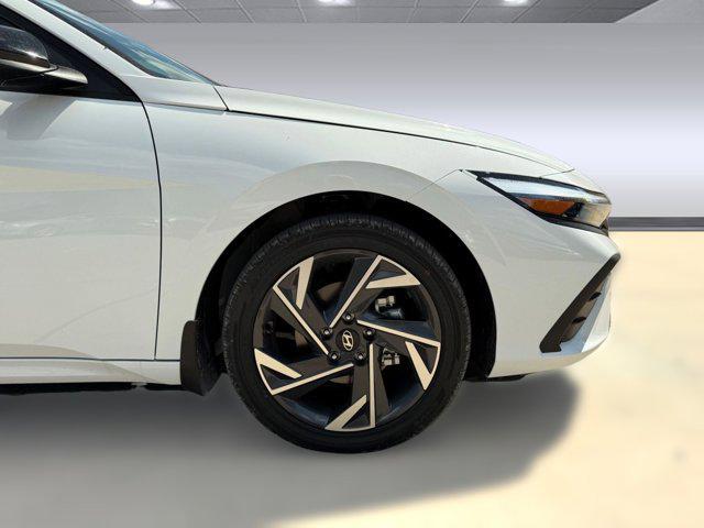 new 2025 Hyundai ELANTRA HEV car, priced at $27,902