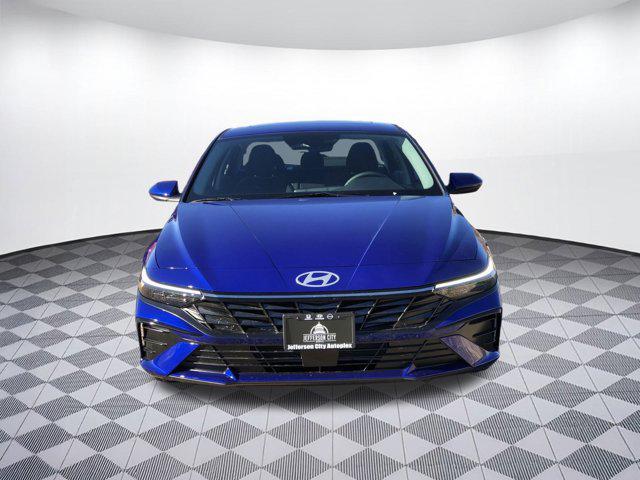 new 2025 Hyundai Elantra car, priced at $26,283