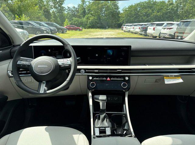 new 2025 Hyundai Tucson car, priced at $36,014