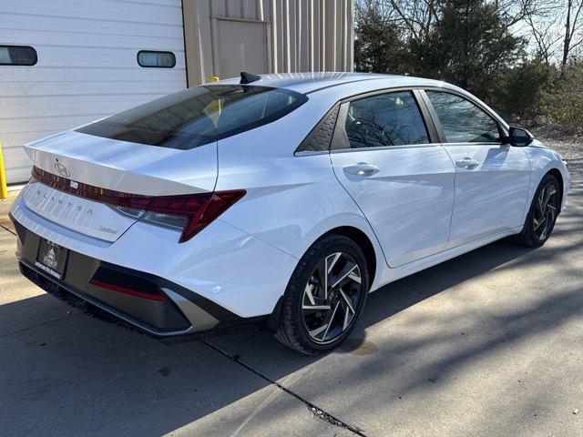 new 2025 Hyundai Elantra car, priced at $27,691