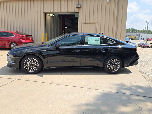 new 2024 Hyundai Sonata Hybrid car, priced at $31,542