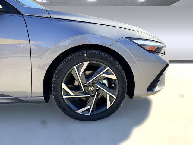 new 2025 Hyundai Elantra car, priced at $24,305