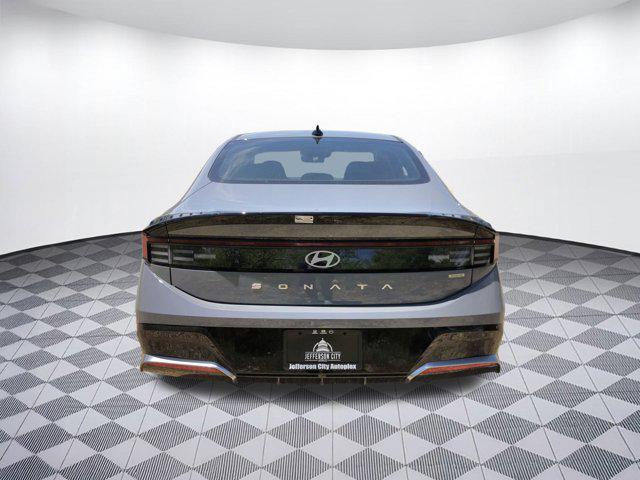 new 2025 Hyundai Sonata Hybrid car, priced at $32,242