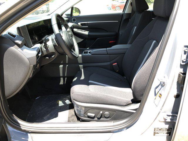 new 2025 Hyundai Sonata Hybrid car, priced at $32,242