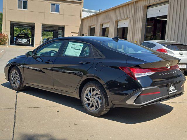 new 2024 Hyundai Elantra car, priced at $22,902