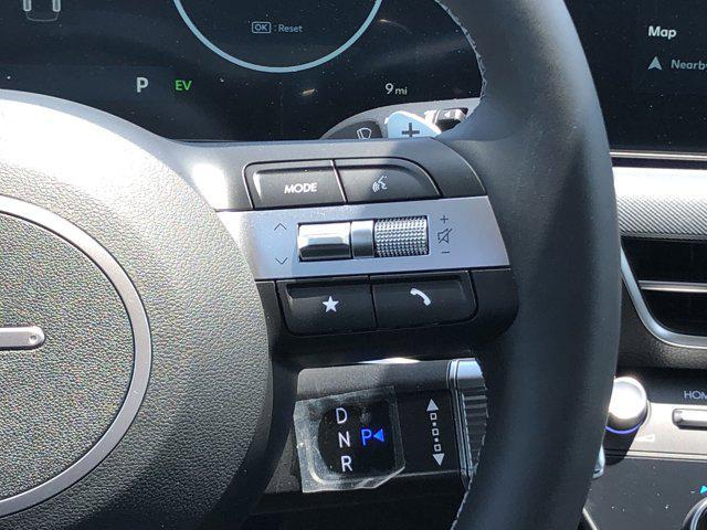 new 2025 Hyundai Sonata Hybrid car, priced at $38,893