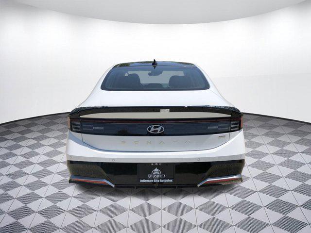 new 2025 Hyundai Sonata Hybrid car, priced at $38,893