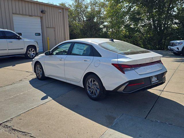 new 2024 Hyundai Elantra car, priced at $23,359