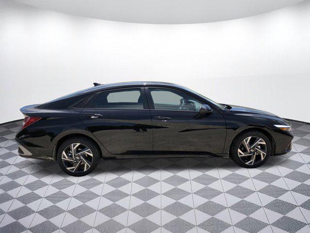 new 2025 Hyundai Elantra car, priced at $28,184