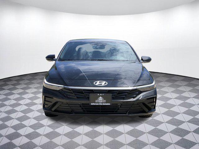 new 2025 Hyundai Elantra car, priced at $28,184