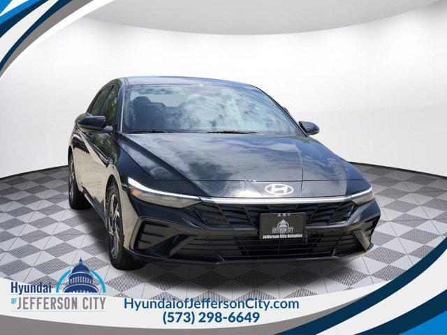 new 2025 Hyundai Elantra car, priced at $28,184