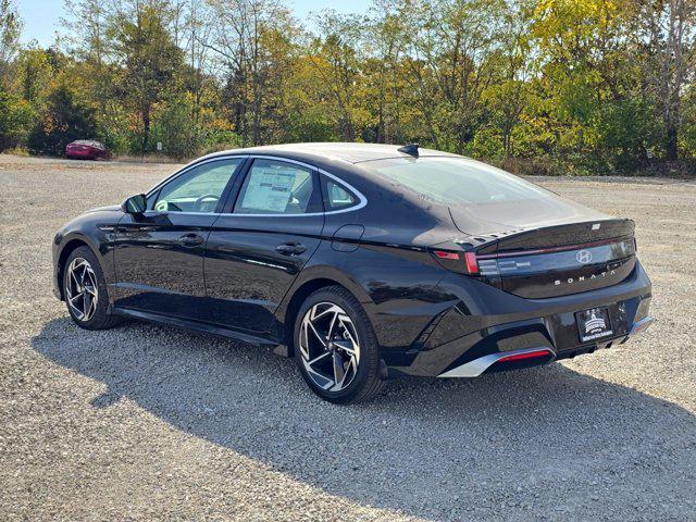 new 2025 Hyundai Sonata car, priced at $31,070