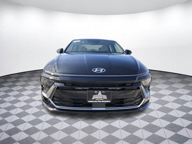 new 2025 Hyundai Sonata car, priced at $31,070