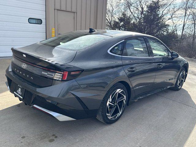 new 2025 Hyundai Sonata car, priced at $31,043