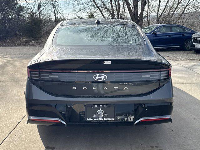 new 2025 Hyundai Sonata car, priced at $31,043