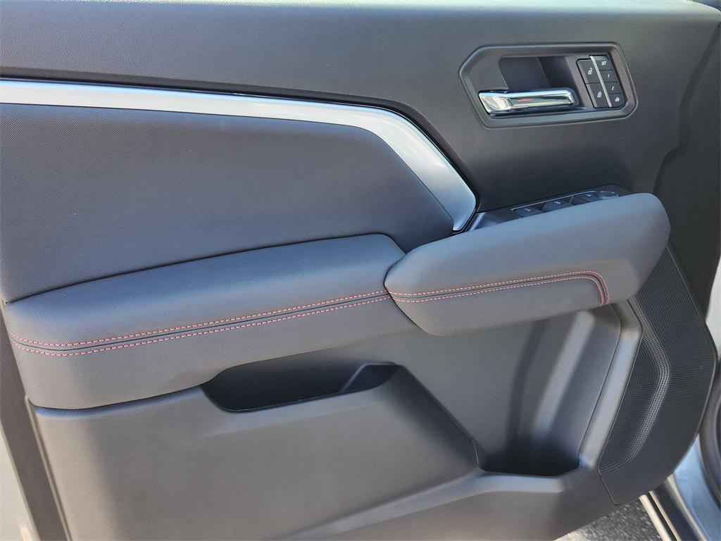 new 2026 Chevrolet Colorado car, priced at $49,400