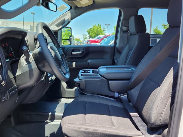 new 2025 Chevrolet Silverado 3500 car, priced at $53,918