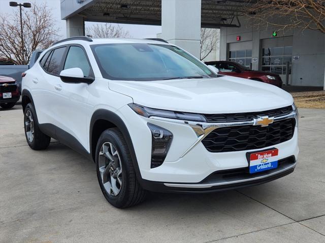 new 2025 Chevrolet Trax car, priced at $25,385