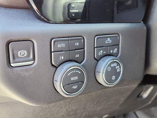 new 2025 Chevrolet Silverado 1500 car, priced at $53,638