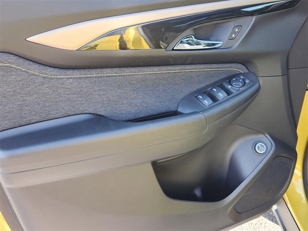 new 2025 Chevrolet TrailBlazer car, priced at $32,712