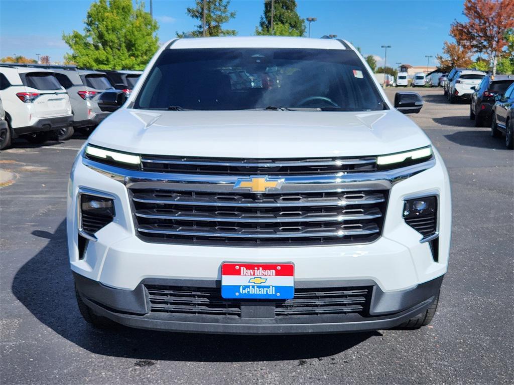 used 2024 Chevrolet Traverse car, priced at $34,979