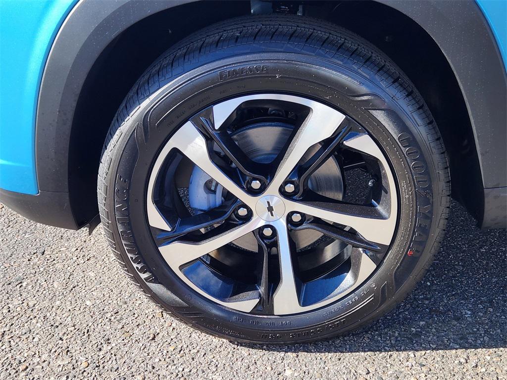 new 2026 Chevrolet Trax car, priced at $25,558
