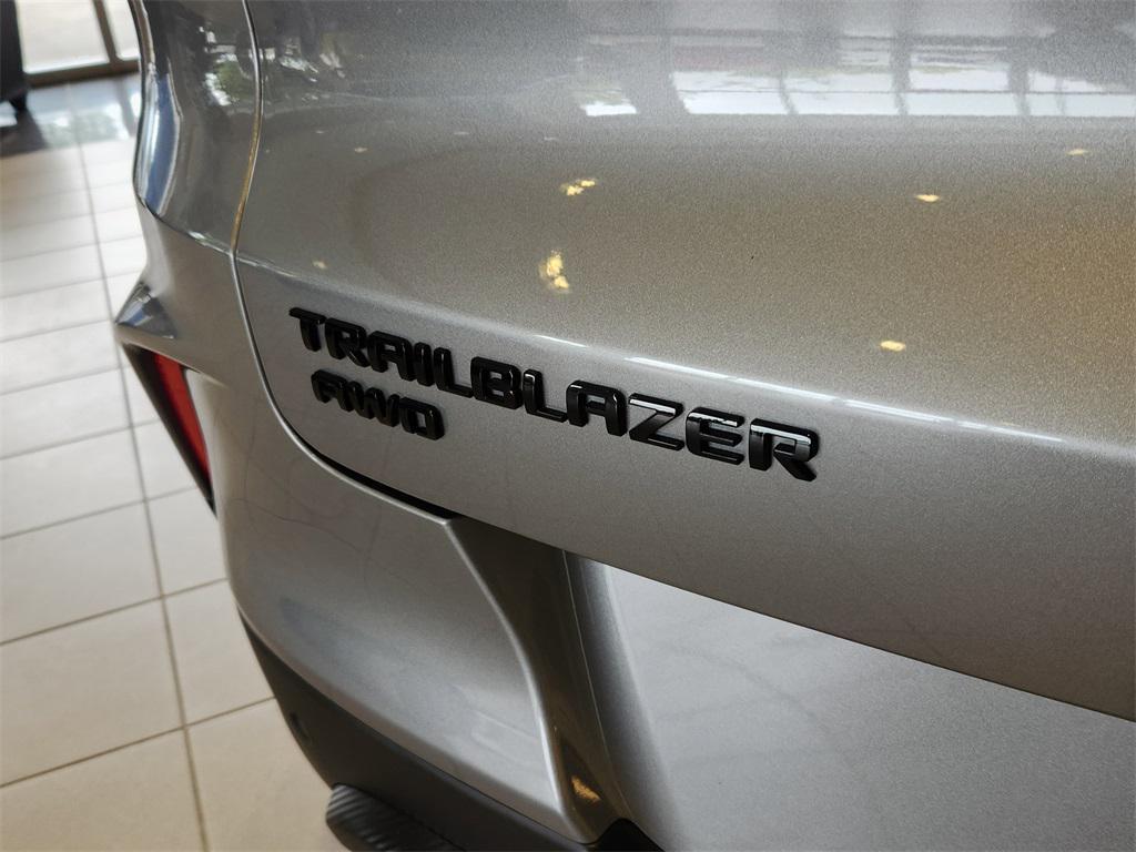 new 2026 Chevrolet TrailBlazer car, priced at $32,000