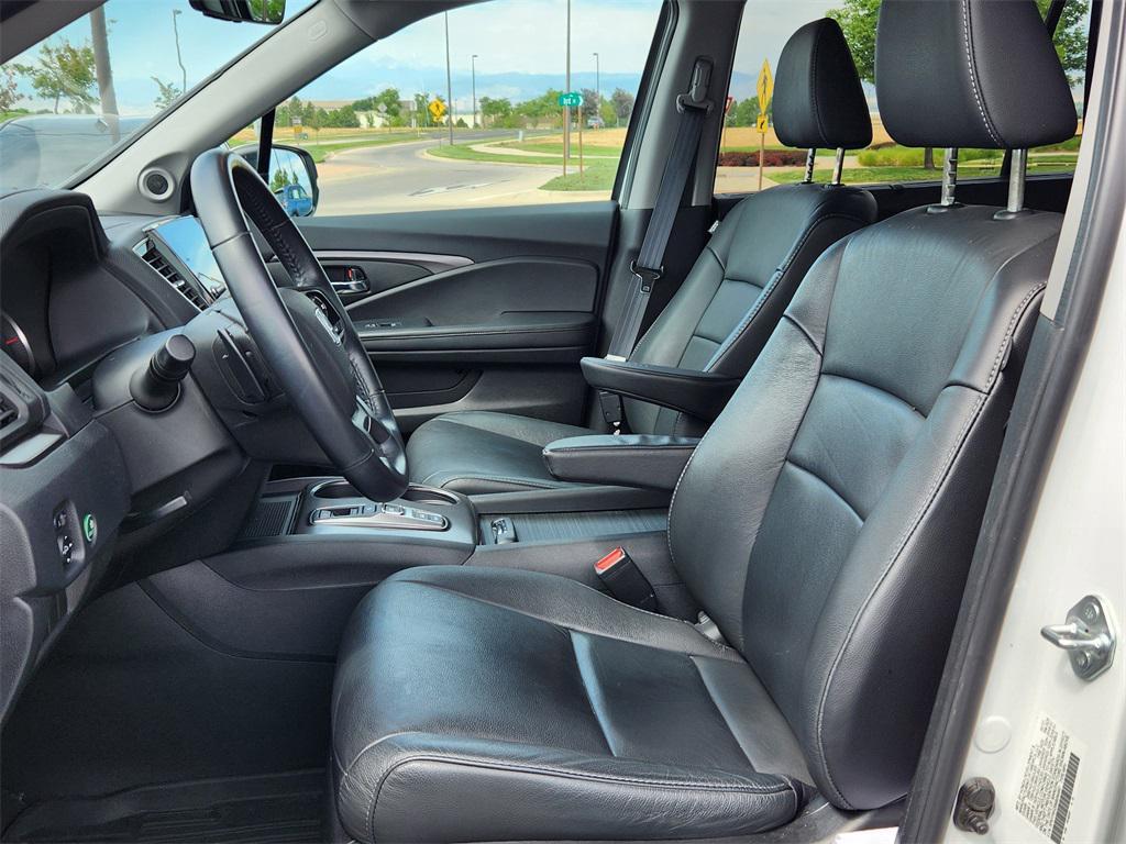 used 2021 Honda Pilot car, priced at $28,156