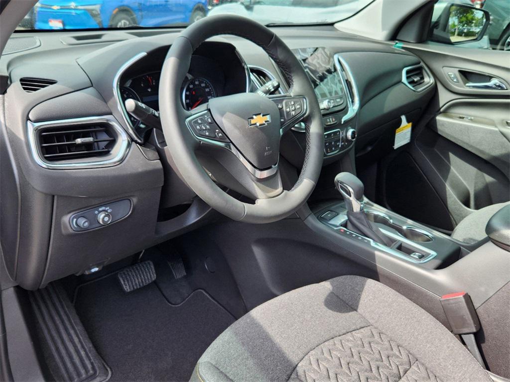 new 2024 Chevrolet Equinox car, priced at $31,000