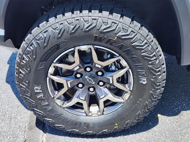 new 2025 Chevrolet Colorado car, priced at $52,995