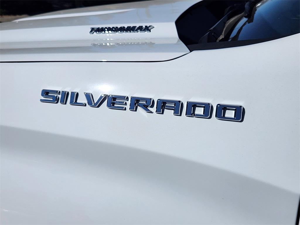 new 2026 Chevrolet Silverado 1500 car, priced at $42,595