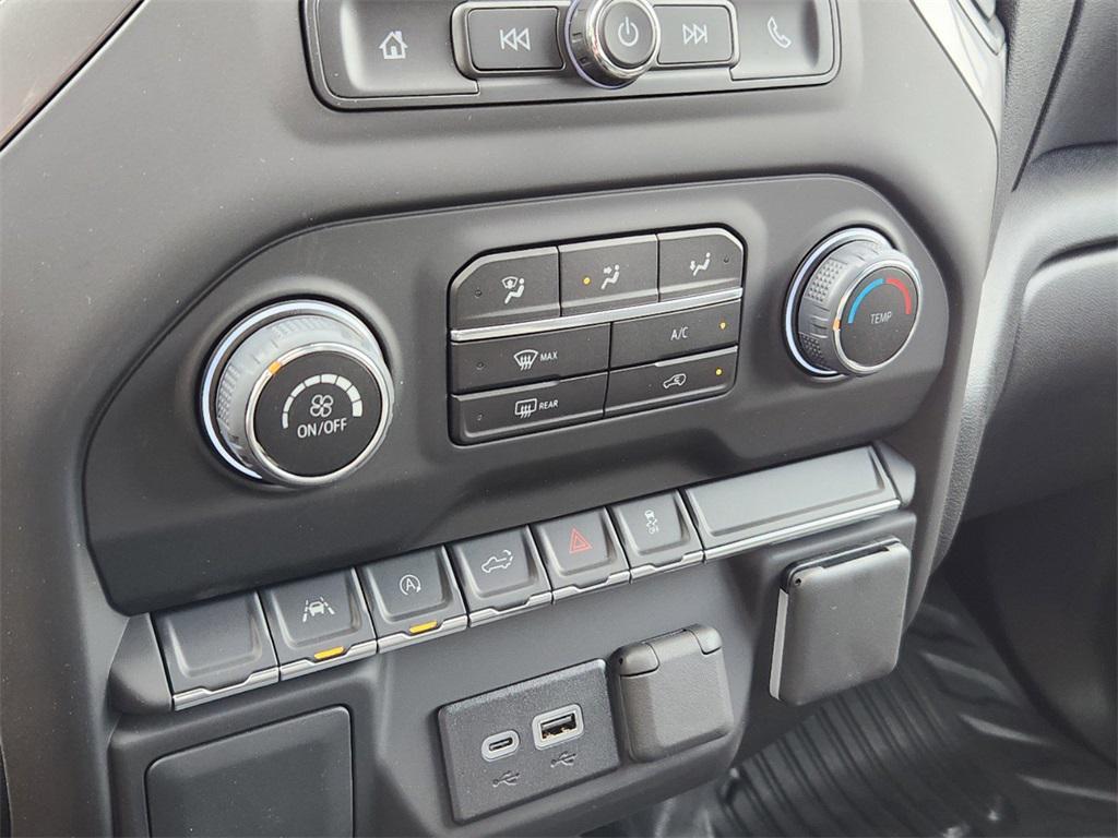 new 2025 Chevrolet Silverado 1500 car, priced at $47,550