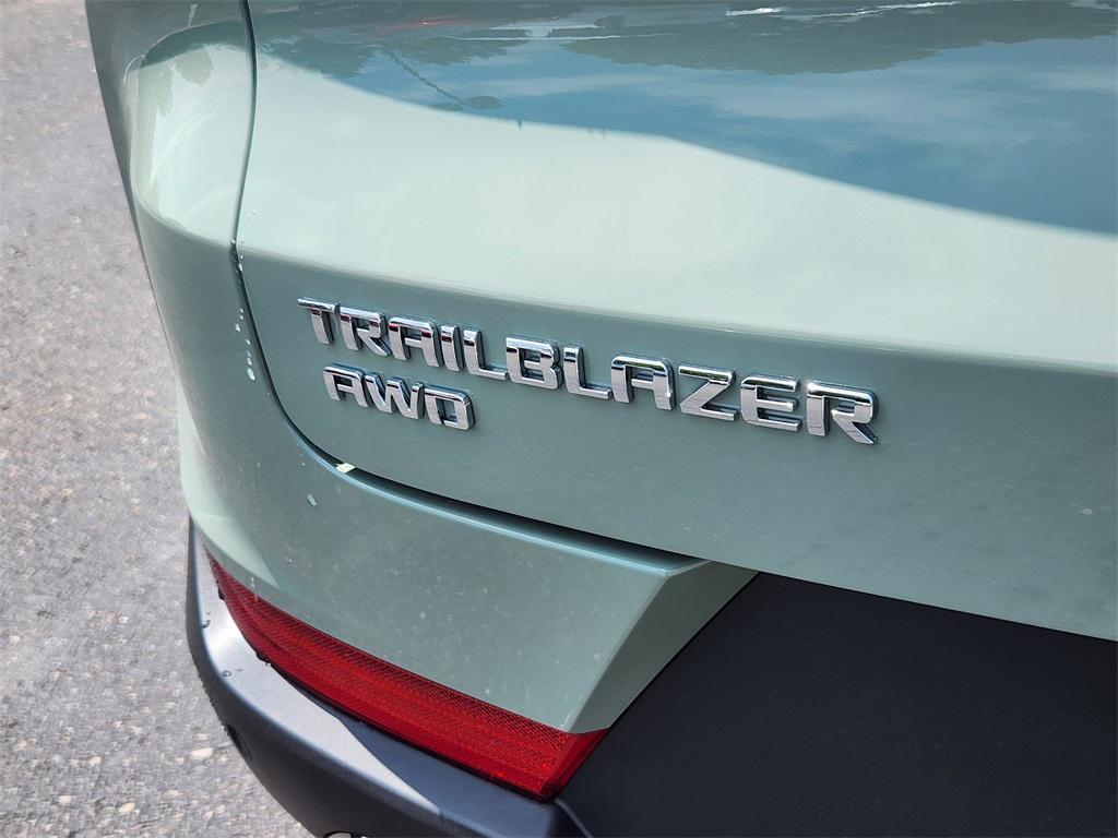 new 2026 Chevrolet TrailBlazer car, priced at $33,000