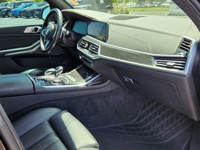 used 2021 BMW X7 car, priced at $45,589