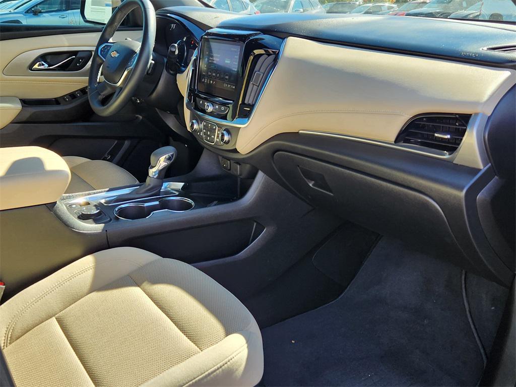 used 2023 Chevrolet Traverse car, priced at $33,586
