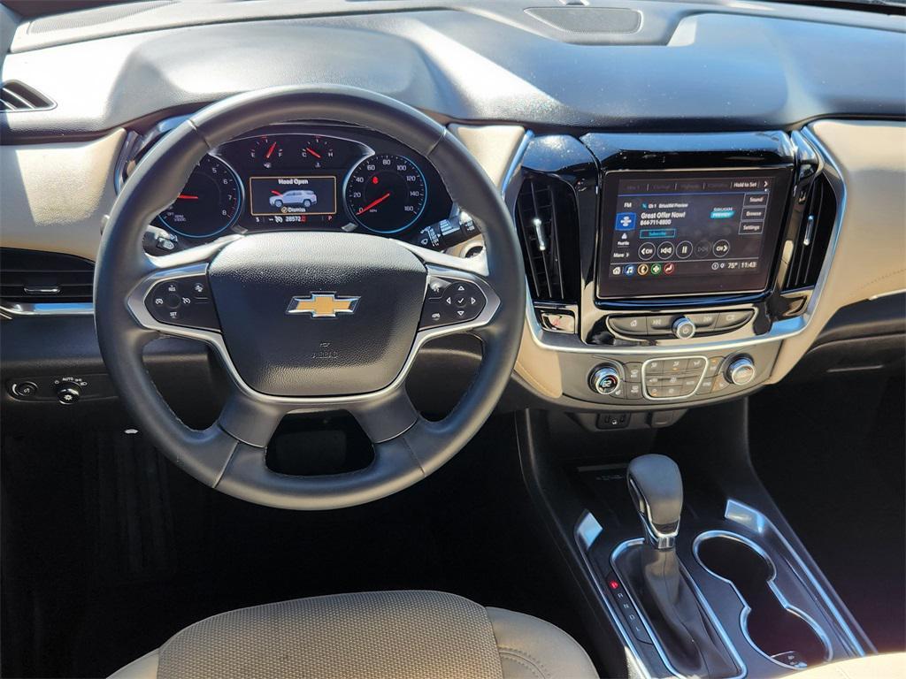 used 2023 Chevrolet Traverse car, priced at $33,586