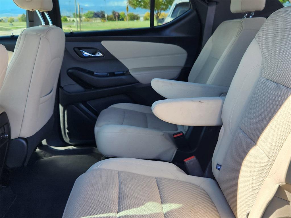used 2023 Chevrolet Traverse car, priced at $33,586