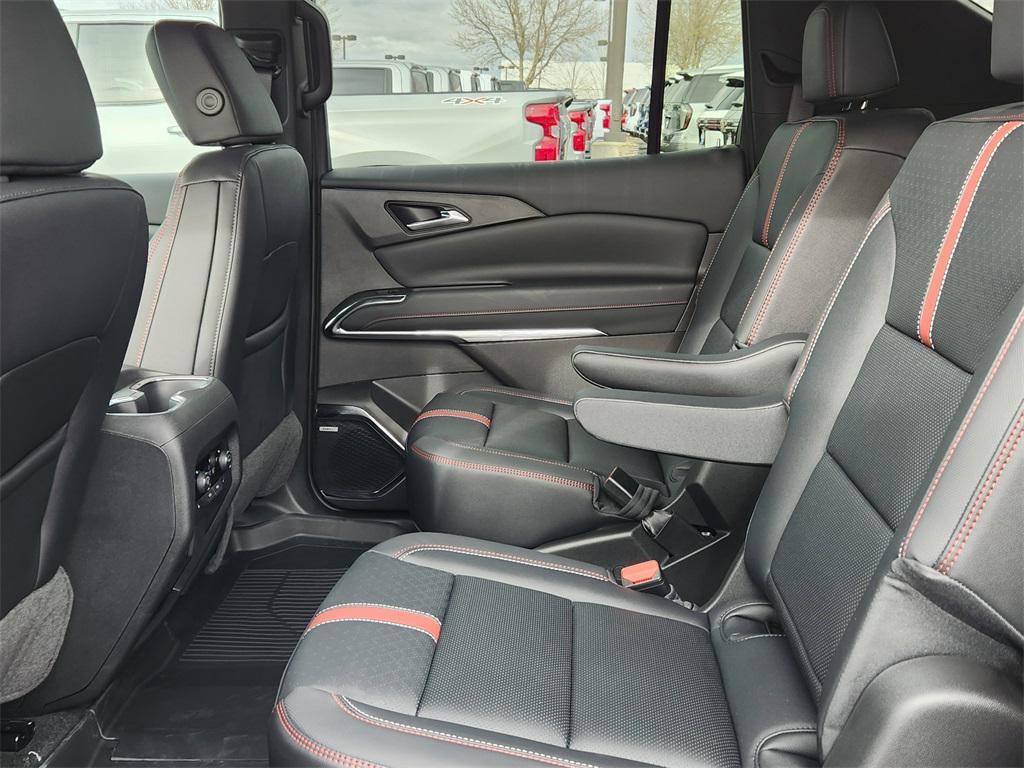 new 2026 Chevrolet Traverse car, priced at $59,419