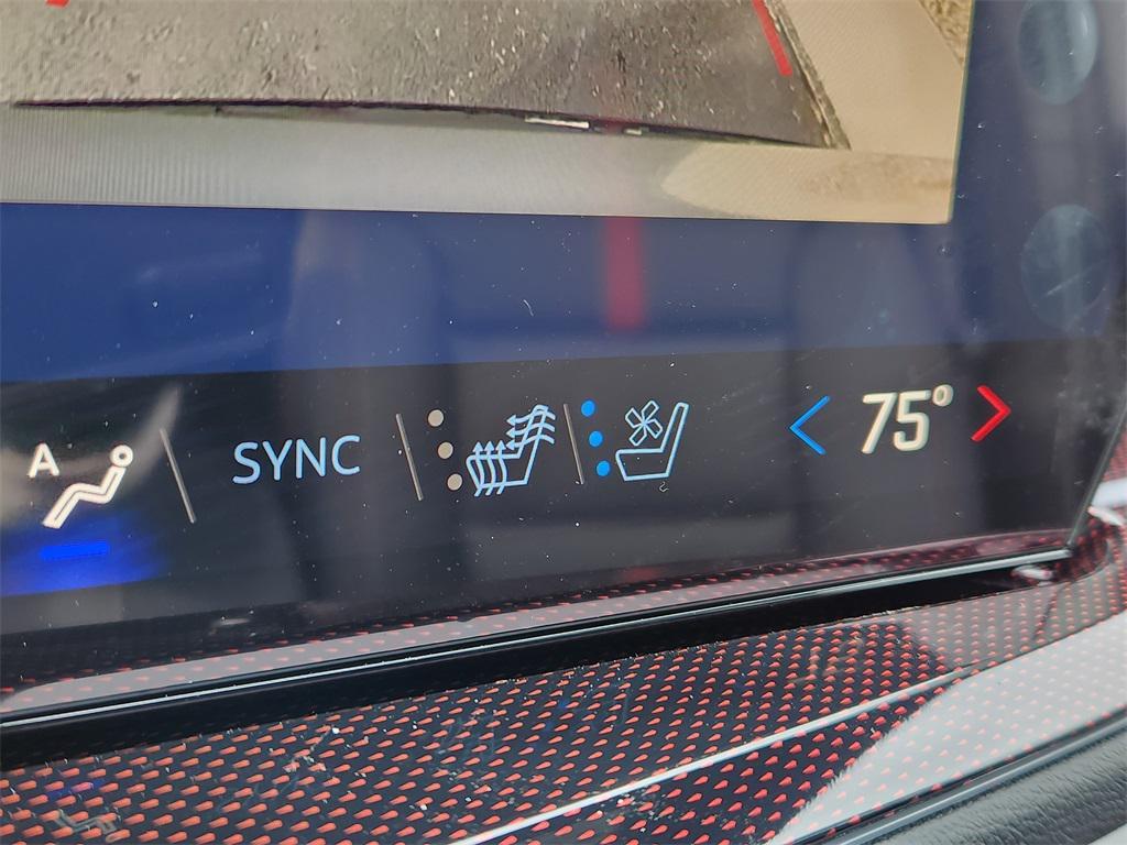 new 2026 Chevrolet Traverse car, priced at $59,419