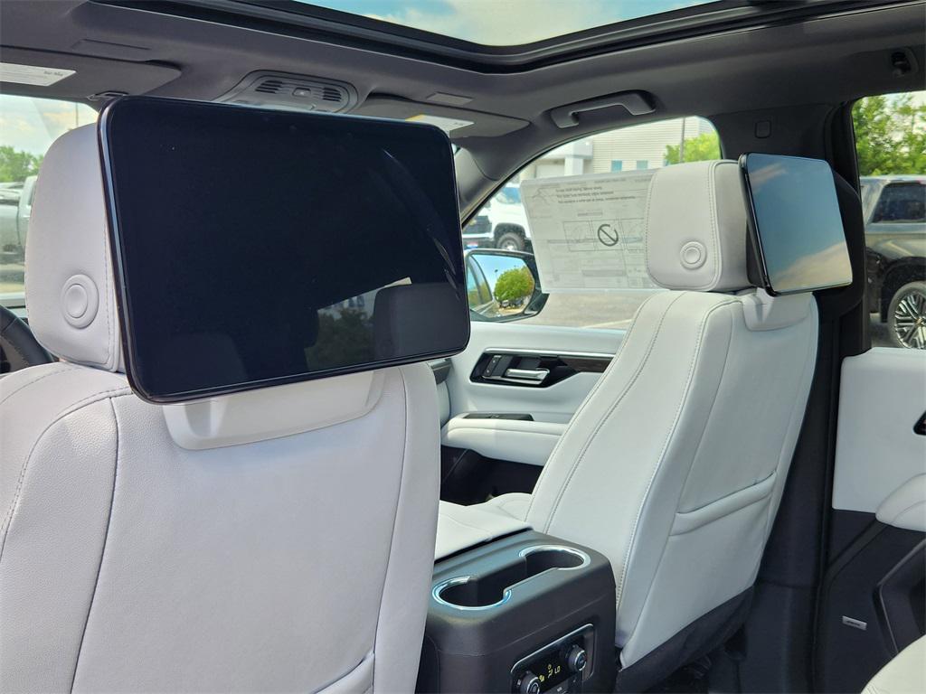 new 2025 Chevrolet Tahoe car, priced at $88,870