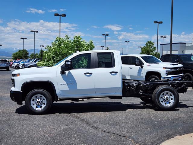 new 2025 Chevrolet Silverado 3500 car, priced at $53,918