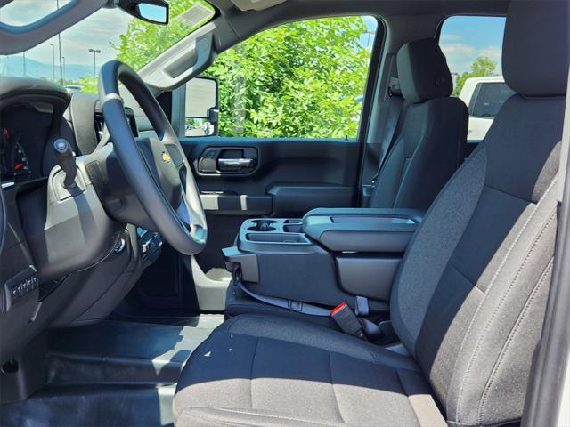 new 2025 Chevrolet Silverado 3500 car, priced at $53,918