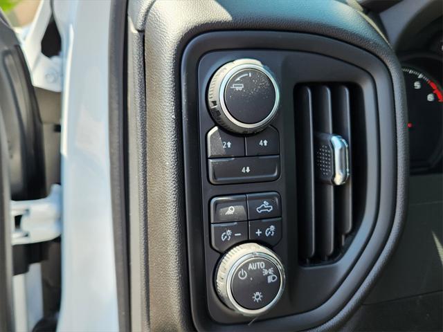new 2025 Chevrolet Silverado 3500 car, priced at $53,918