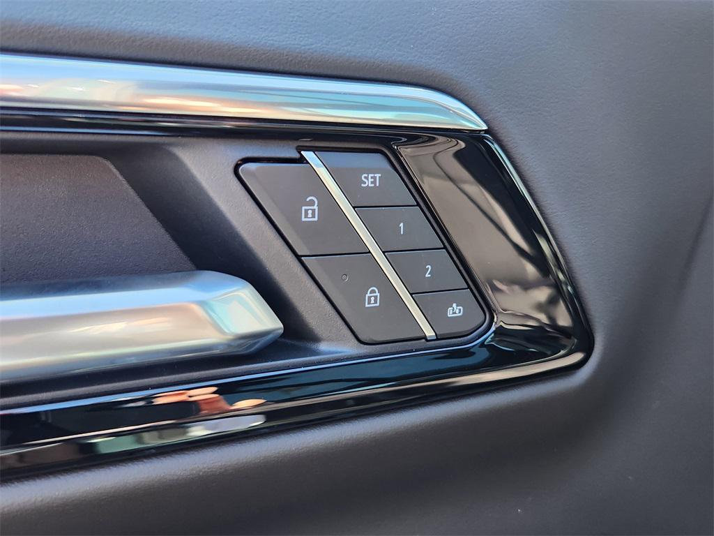 new 2025 Chevrolet Suburban car, priced at $82,155
