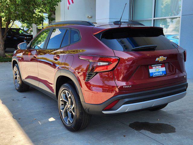 new 2025 Chevrolet Trax car, priced at $25,484