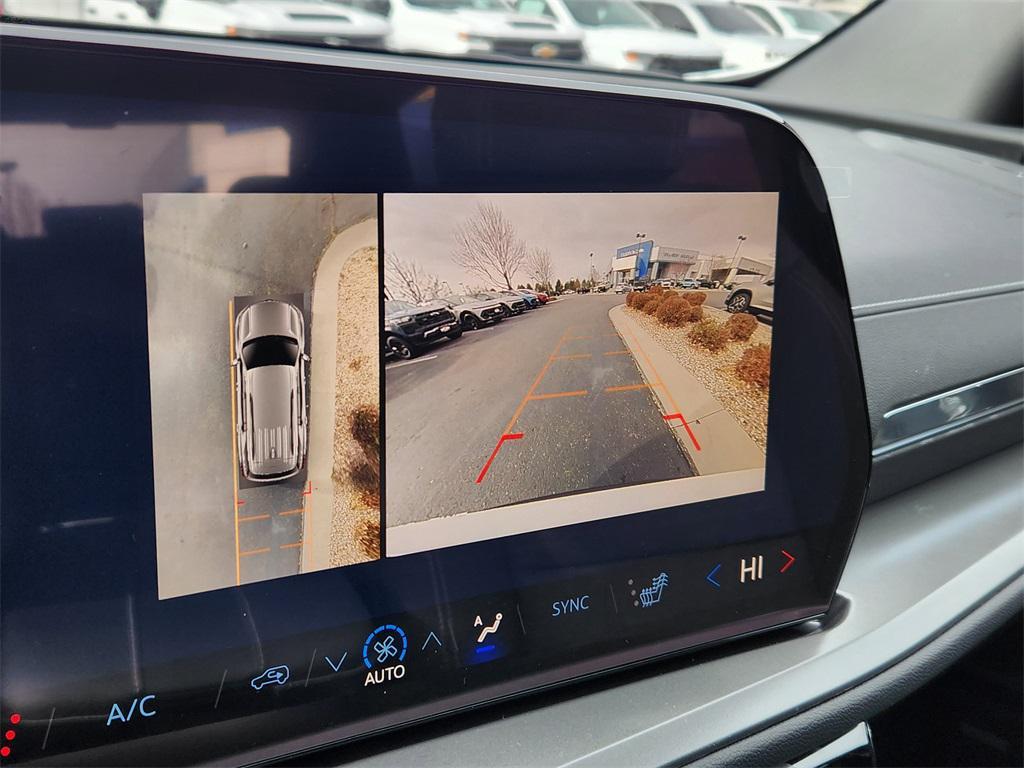 new 2026 Chevrolet Traverse car, priced at $49,777