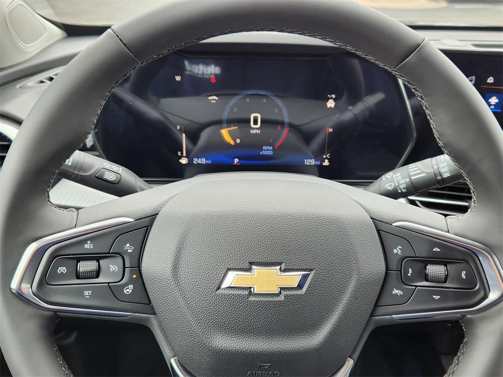 new 2025 Chevrolet Trax car, priced at $24,425