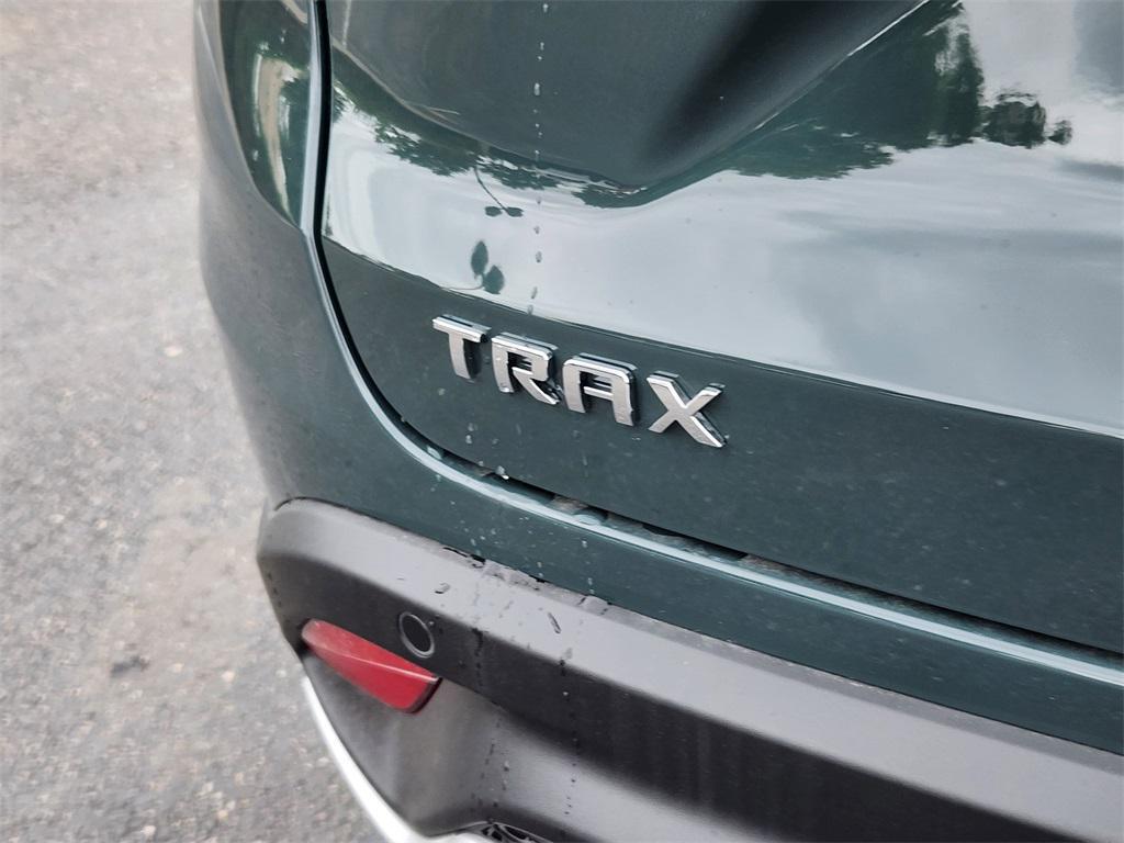 new 2025 Chevrolet Trax car, priced at $24,425
