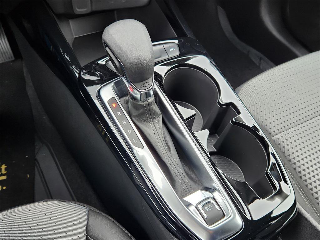 new 2025 Chevrolet Trax car, priced at $24,425